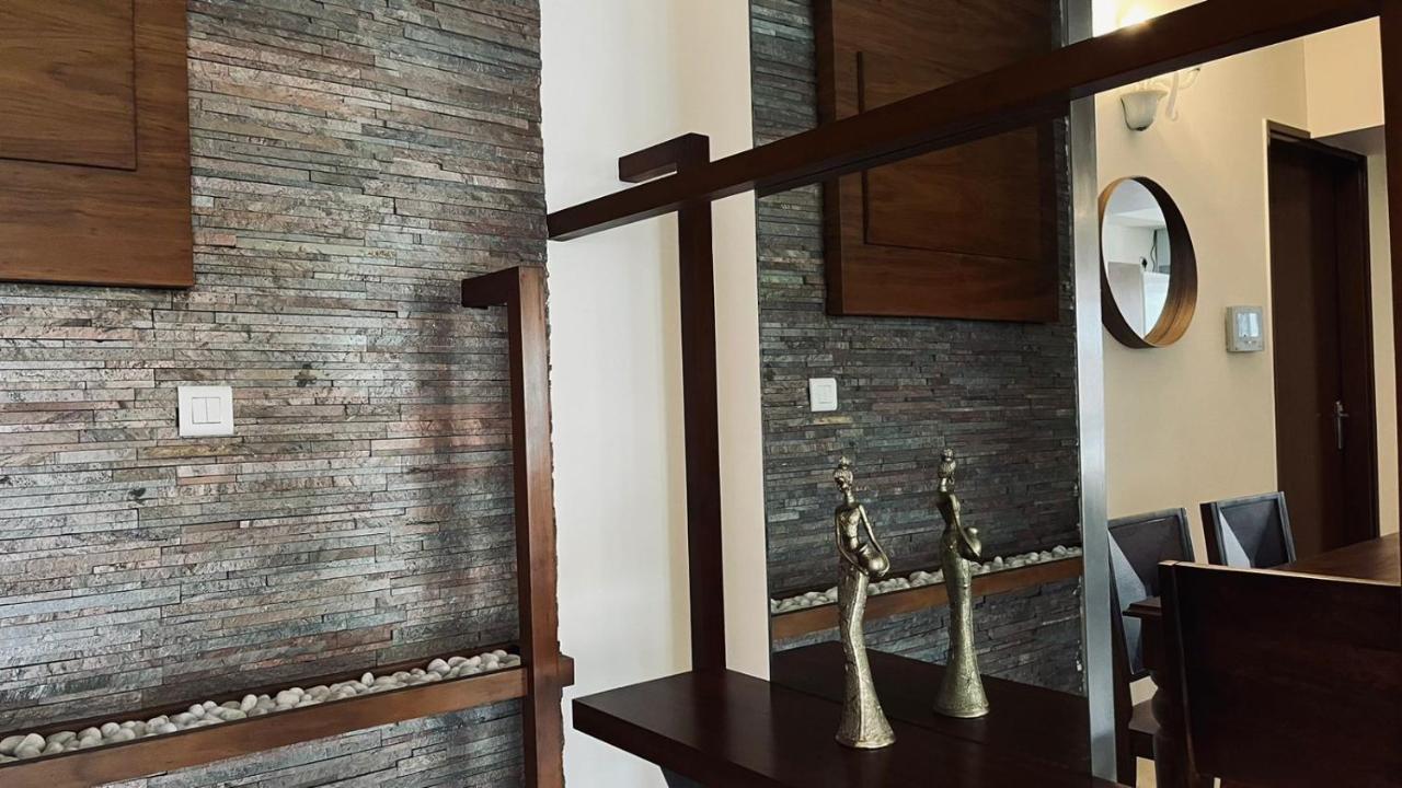 LUHO Grande Bed and Breakfast Bangalore Exteriör bild